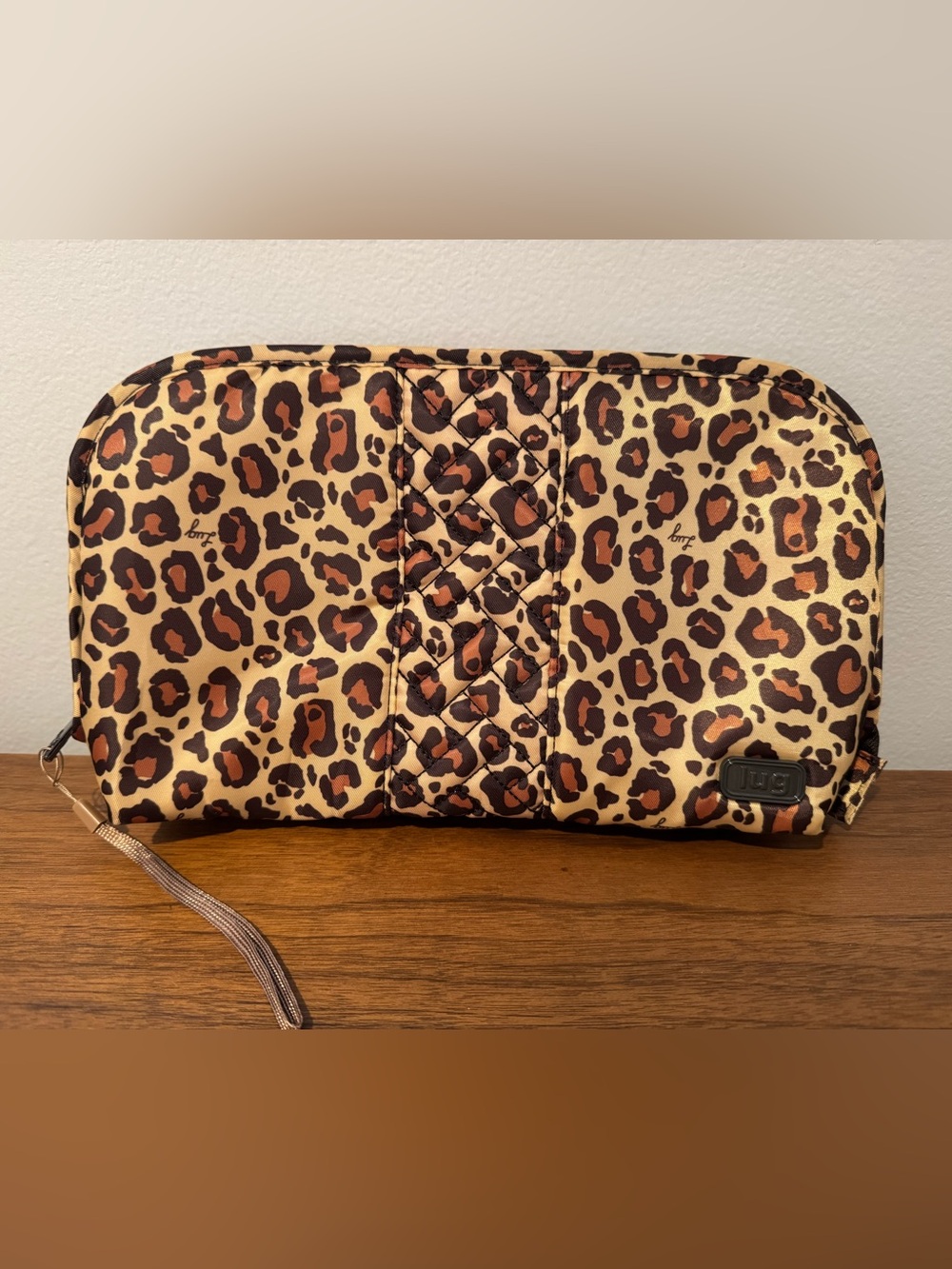 Lug Flash Travel Cosmetic Case Leopard Print Organization Pouch NWOT - Picture 3 of 4